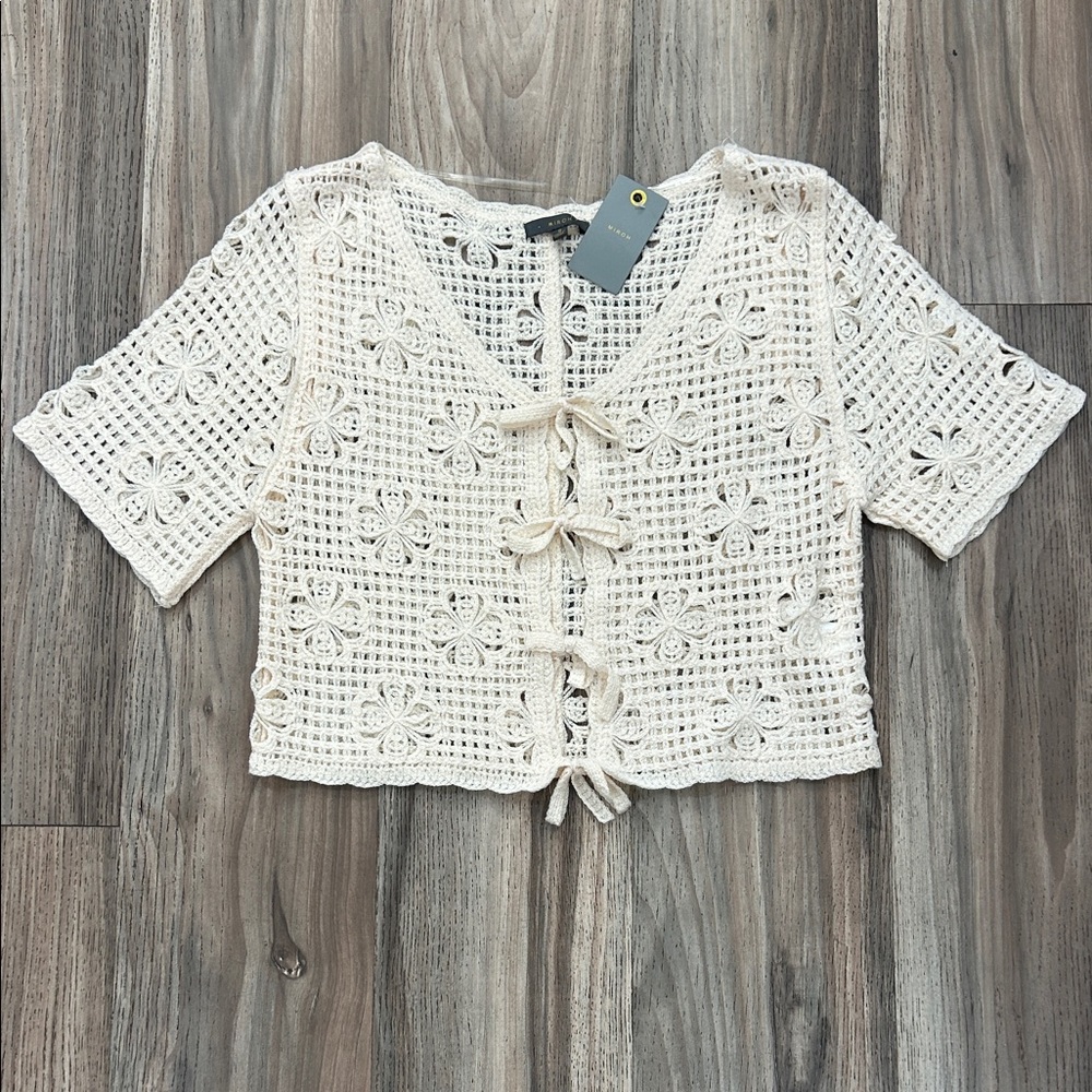 Chic Crochet Lace Blouse - Cream